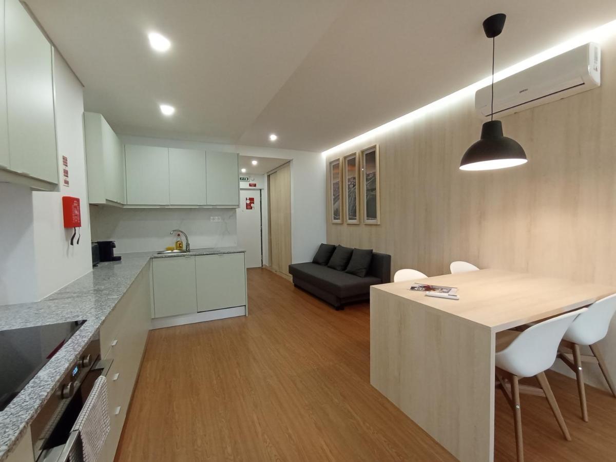 715 Gale Wi-fi, Estacionamento Apartamento *